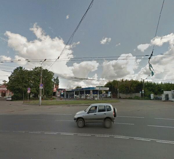 Банкомат банка Уралсиб по адресу площадь Генкиной 1