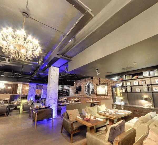 Отделение Уральского Банка Реконструкции и Развития по адресу улица Садовая 3